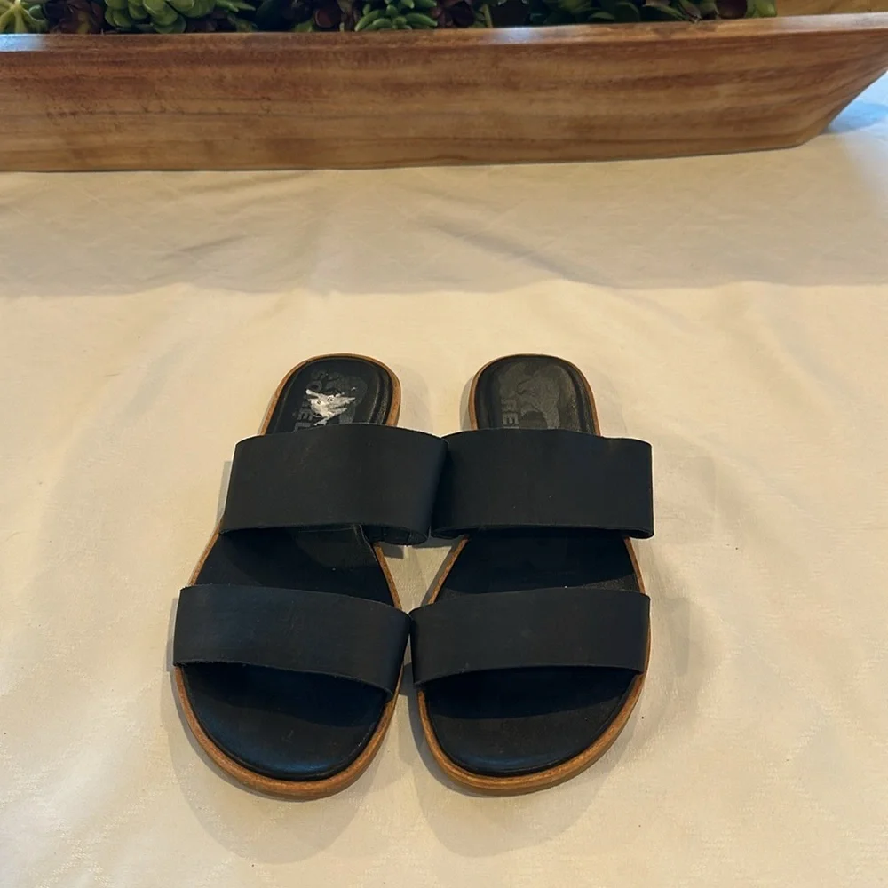 Sorel Women's Ella II‎ Slide Sandals sandal black leather size 6 EUC